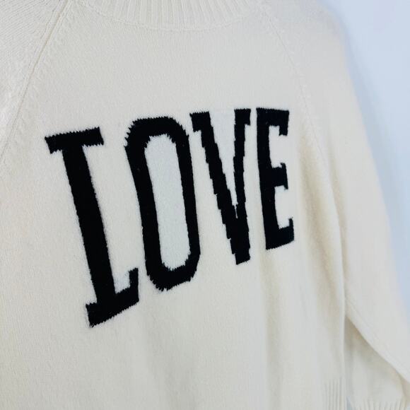 Old Navy SoSoft LOVE Sweater Cream Black Graphic Knit Pullover Size Large - Picture 5 of 6